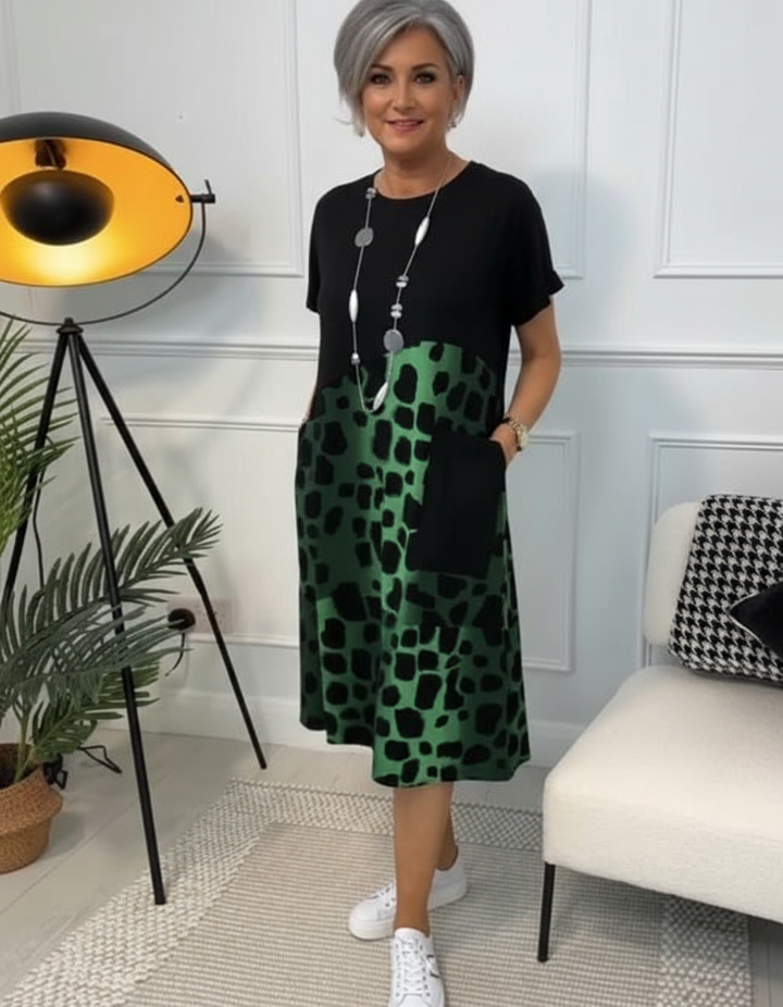 Mira | Comfy & Chic Animal Print Dress